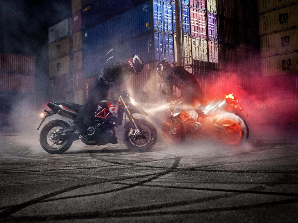 Фото мотоцикла Aprilia Shiver 900